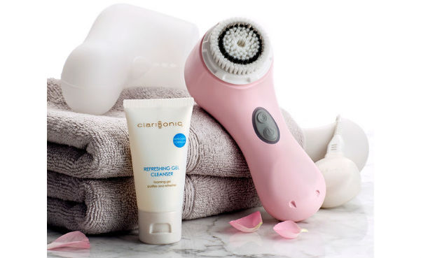 Win A Clarisonic Mia 2 Facial Sonic Cleansing System