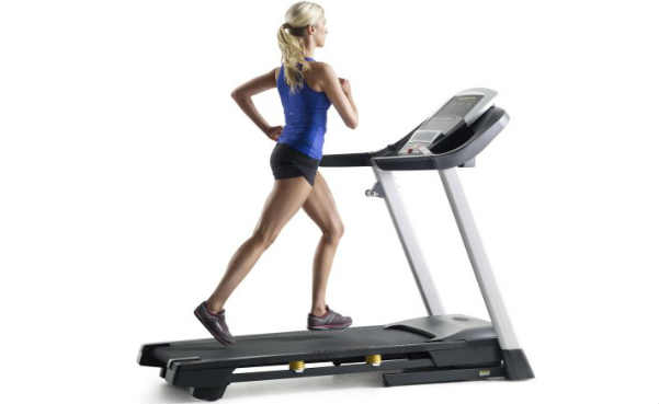 Gold's Gym Trainer 720 Treadmill with Extra-Wide Deck and Heart Rate Monitor