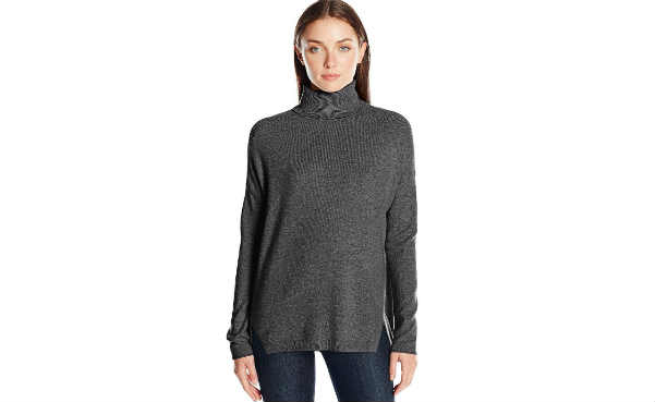 Lark & Ro Women's 100% Cashmere Relaxed-Fit Turtleneck Sweater