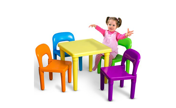 OxGord Kids Table And Chairs Play Set